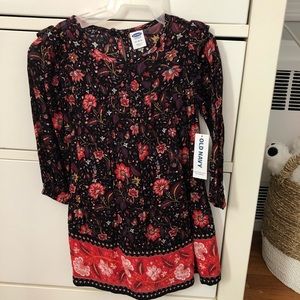 Pretty baby girl floral dress.